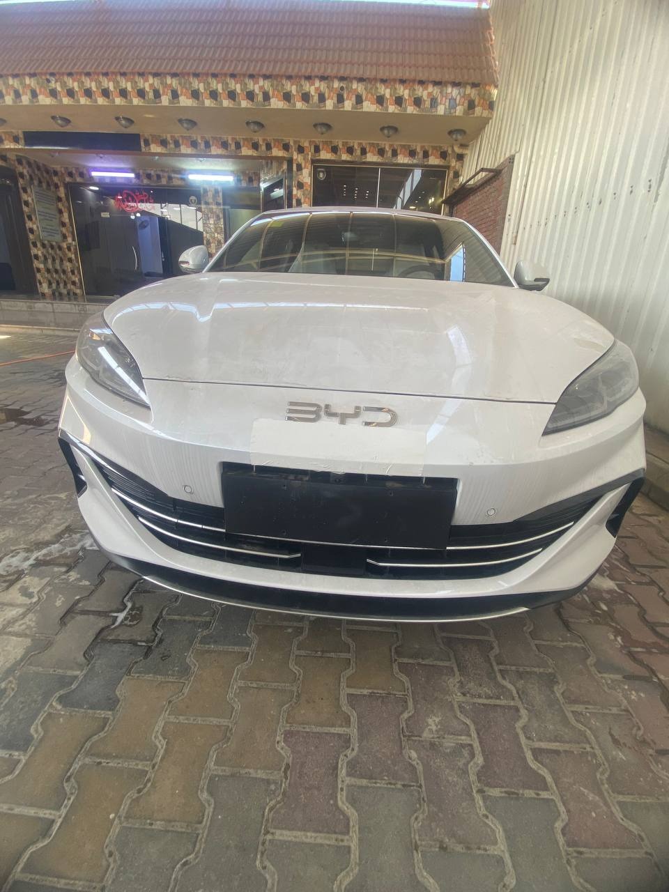 showroom-image